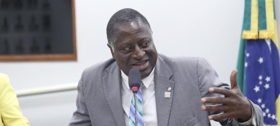 Deputados e entidades apontam “apagamento pardo” em audiência sobre PEC do Fundo Racial 2 ocrente 1763647502