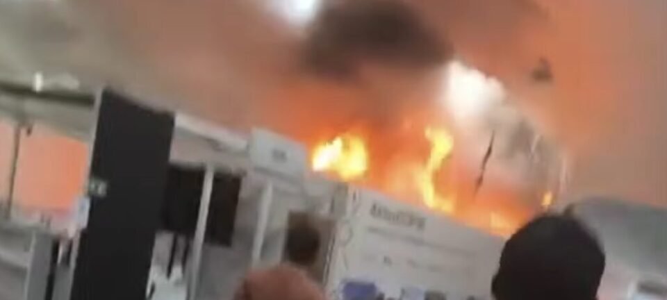 Princípio de incêndio força evacuação de pavilhão da COP 30 em Belém 2 ocrente 1763662779