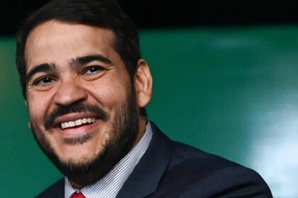 Lula escolhe Jorge Messias para assumir vaga de Barroso no Supremo 6 ocrente 1763675370