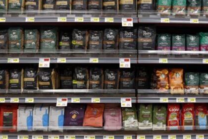 Inflação dos alimentos pressiona e Trump elimina tarifa de 40% sobre carne, café e outros itens do Brasil 14 ocrente 1763689168