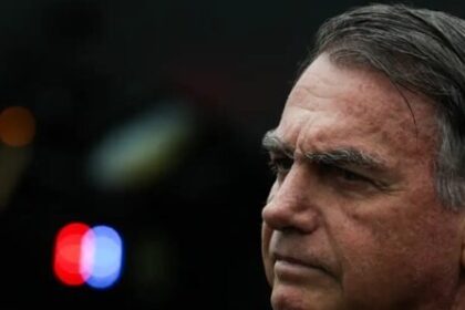 Saúde frágil de Bolsonaro vira foco após prisão; Moraes nega domiciliar humanitária 2 ocrente 1763842821