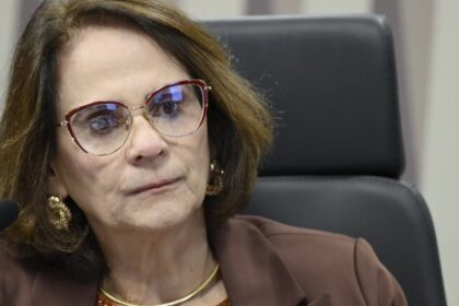 Projeto que proíbe alterações na Bíblia gera impasse constitucional no Senado 10 ocrente 1763870669