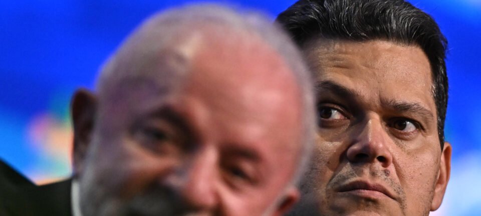 Advogado de Trump chama Alcolumbre de “2%”, cobra pauta de impeachment de Moraes e cutuca Lula 2 ocrente 1764017424