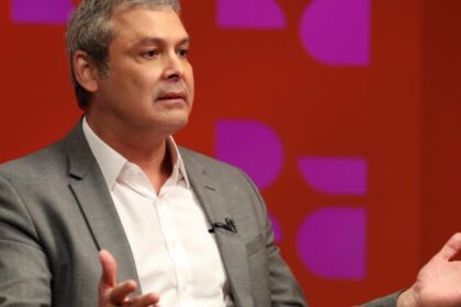 Lindbergh Farias acusa Hugo Motta de imaturidade e de atuar “na surdina” contra o Planalto 4 ocrente 1764020110