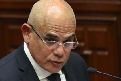 Governo peruano pede ao Congresso poderes legislativos por 60 dias para enfrentar crime organizado 2 ocrente 1764021910