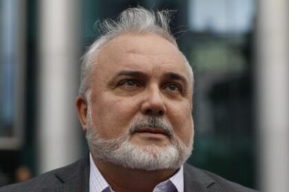 Jean Paul Prates deixa o PT após 12 anos e atribui decisão a “intrigas palacianas” 14 ocrente 1764048026