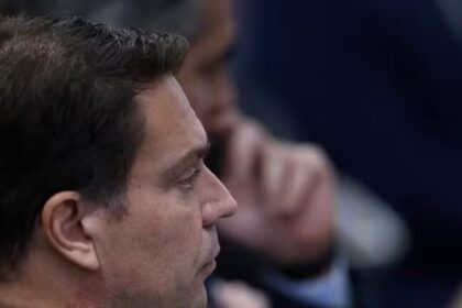 Câmara veta participação remota de deputados que estiverem fora do país 12 ocrente 1764111863