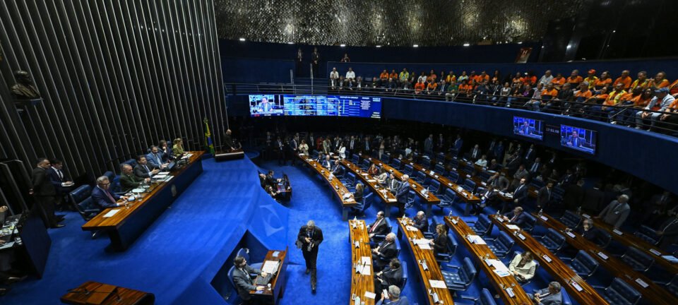 Senado aprova aposentadoria especial para agentes de saúde; veja como cada parlamentar se posicionou 2 ocrente 1764113898