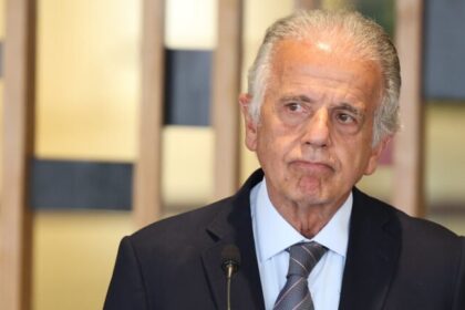 Múcio diz que detenção de Bolsonaro e generais fecha “ciclo doloroso” nas Forças Armadas 16 ocrente 1764140041