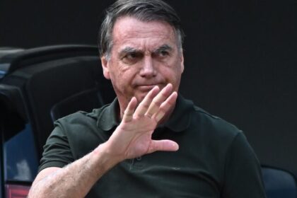 Habeas corpus ao STF requer liberação das redes sociais e devolução do passaporte de Jair Bolsonaro 18 ocrente 1764180337