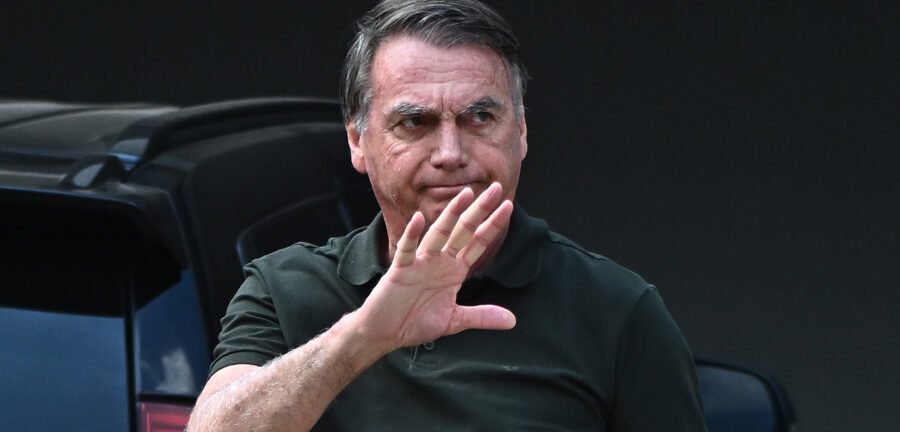 Habeas corpus ao STF requer liberação das redes sociais e devolução do passaporte de Jair Bolsonaro 2 ocrente 1764180337