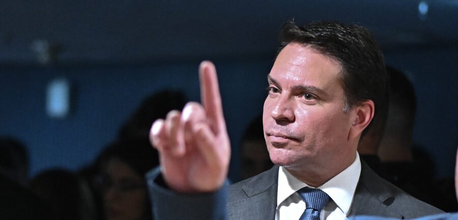 Esposa de Alexandre Ramagem relata apreensão de celular em avião por ordem de Moraes 2 ocrente 1764252288