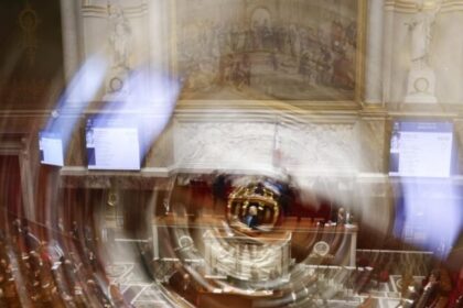 Parlamento francês volta a rejeitar acordo de livre comércio entre UE e Mercosul 20 ocrente 1764265807