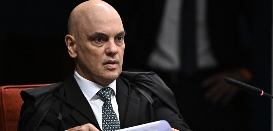 Juristas contestam decisão de Moraes que acelerou prisão de Bolsonaro e apontam quatro irregularidades 2 ocrente 1764291901
