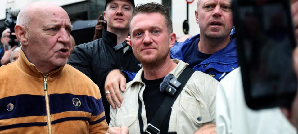 Com apoio de Elon Musk, Tommy Robinson lidera protesto histórico contra imigração em Londres 2 ocrente 1764293674