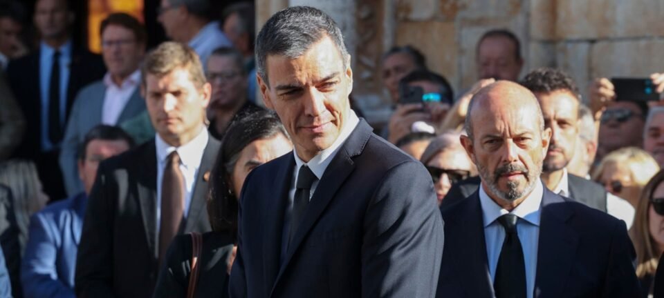 Justiça espanhola decreta prisão preventiva de ex-ministro e assessor próximos a Pedro Sánchez 2 ocrente 1764308957