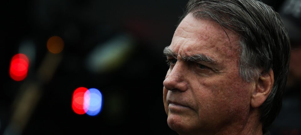 Defesa de Bolsonaro apresenta embargos e usa voto de Fux para tentar anular pena de 27 anos 2 ocrente 1764390056