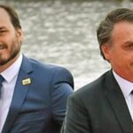 Carlos Bolsonaro afirma que família está sem notícias de Jair há mais de 48 horas 5 ocrente 1764445945