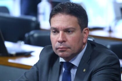 Deputado Ramagem desafia Moraes e afirma que extradição dependerá de juiz federal nos EUA 14 ocrente 1764590119