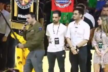 Presidente do MBL declara que quer “acabar com a raça” de Flávio Bolsonaro em evento em SP 20 ocrente 1764592474