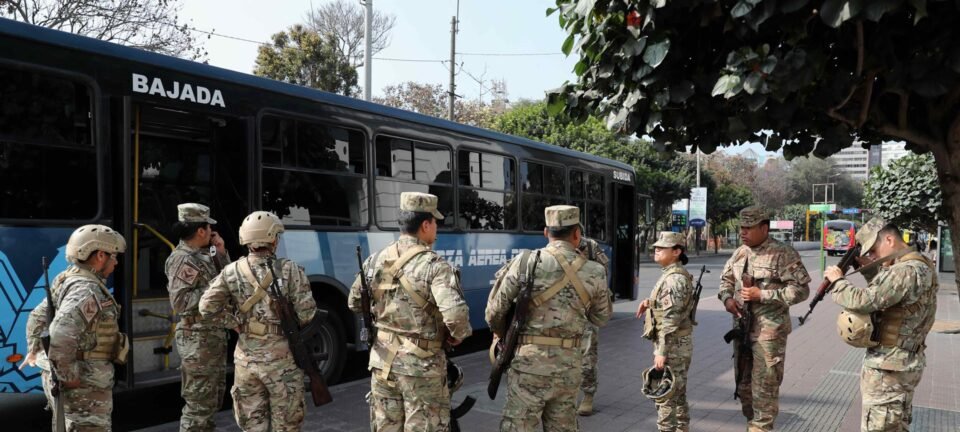 Peru impõe estado de emergência de 60 dias na fronteira com o Chile e reforça segurança 2 ocrente 1764596121