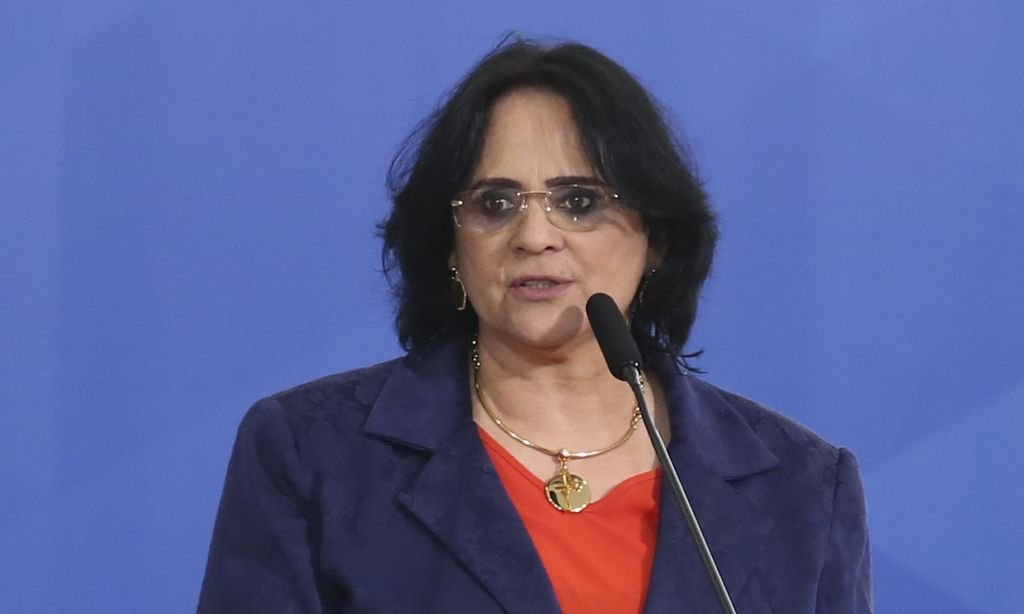 Damares Alves apresenta dois projetos para conter mudanças internas do STF e de outros tribunais 2 ocrente 1764604365