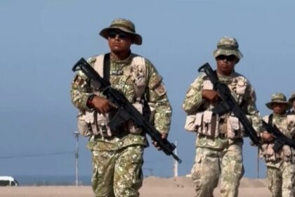 Migrantes furam barreira e entram no Peru mesmo com fronteira em estado de emergência 4 ocrente 1764623990