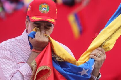 Trump rejeita exigências de Maduro e impõe prazo de uma semana para que ditador deixe a Venezuela, segundo Reuters 8 ocrente 1764640216
