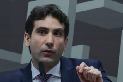 Galípolo indica manutenção da Selic em 15% e reforça postura conservadora do BC 20 ocrente 1764684526