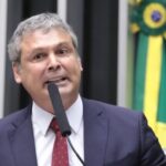 Lindbergh acusa Hugo Motta de permitir “bancada dos foragidos” e promete acionar STF 5 ocrente 1764716662