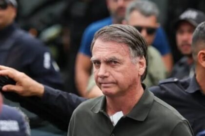 Projeto “Fim da Lei dos Exageros” avança no Senado e pode retirar Bolsonaro do regime fechado 16 ocrente 1764731189