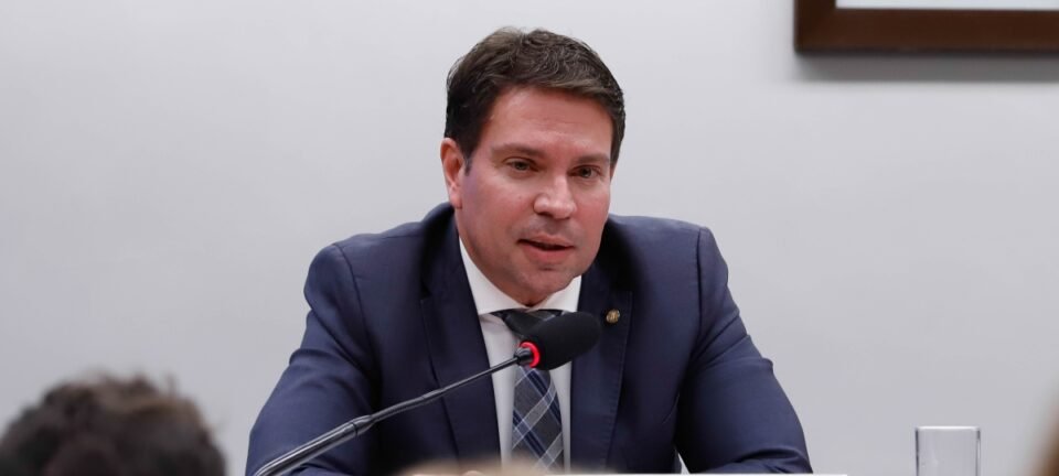 Ramagem e Anderson Torres são desligados da Polícia Federal após decisão do STF 2 ocrente 1764778923