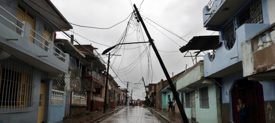 Falha em linha de transmissão apaga luz de um terço de Cuba e atinge Havana 2 ocrente 1764788740