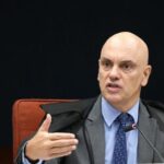 Moraes mantém regras da PF e veta visita de Carlos Bolsonaro ao pai no dia do aniversário 4 ocrente 1764846332