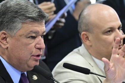 CPMI do INSS vota convocação de Fábio Luís Lula da Silva para esclarecer suspeita de fraude bilionária 10 ocrente 1764868816