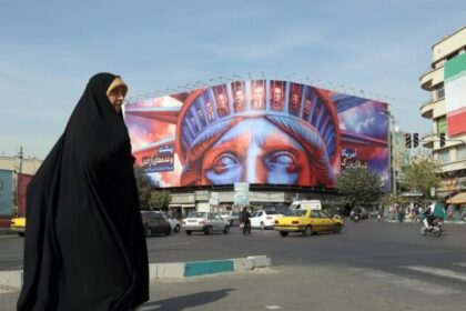 Khamenei condena diferença salarial no Ocidente e vira alvo de deboche na rede X 8 ocrente 1764882260