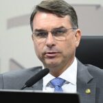 Flávio Bolsonaro cobra anistia ainda em 2025 e convoca união da direita 4 ocrente 1765030829