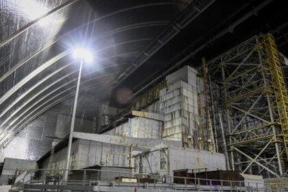 Escudo de aço de Chernobyl perde função de conter radiação após ataque de drone, alerta AIEA 6 ocrente 1765032570