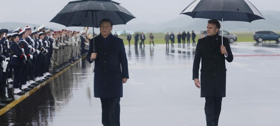 Macron diz que UE pode adotar tarifas contra produtos chineses se superávit persistir 2 ocrente 1765141453