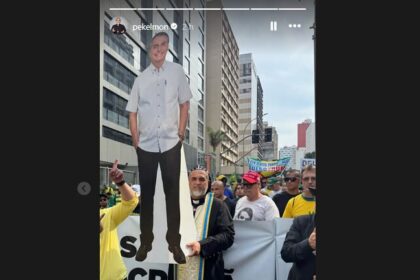 Avenida Paulista vira palco de ato pró-anistia com apoiadores de Bolsonaro 12 ocrente 1765144214