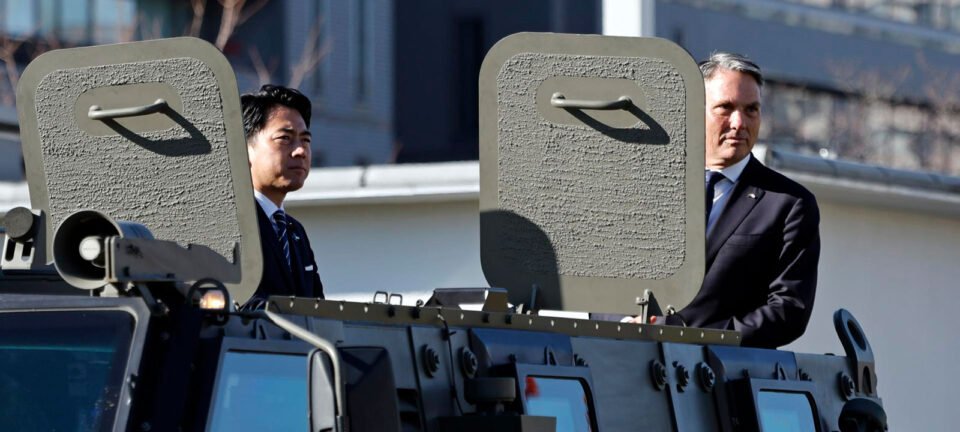Japão promete reação ponderada após caças chineses apontarem radar para aviões japoneses 2 ocrente 1765146005