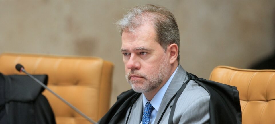 Transparência Internacional vê “extrema gravidade” em viagem de Toffoli com advogado ligado ao Banco Master 2 ocrente 1765208083