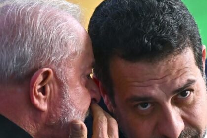 Governo Lula se divide sobre regras para entregadores de app; Boulos quer tabela, Marinho defende CLT 18 ocrente 1765214357