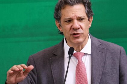 Haddad indica que aporte aos Correios em 2025 ficará abaixo de R$ 6 bilhões 14 ocrente 1765245893