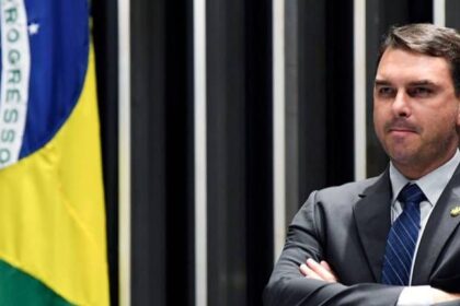Flávio Bolsonaro acelera articulações para provar competitividade contra Lula em 2026 10 ocrente 1765267517