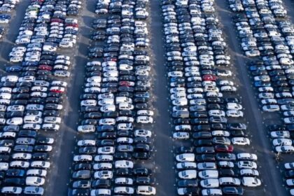 Alemanha, Itália e aliados pressionam UE a reavaliar proibição de carros a gasolina e diesel em 2035 12 ocrente 1765314252