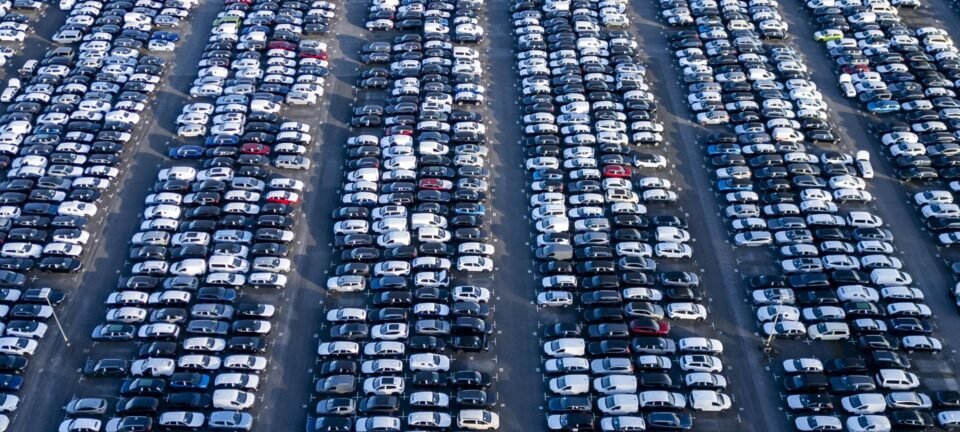 Alemanha, Itália e aliados pressionam UE a reavaliar proibição de carros a gasolina e diesel em 2035 2 ocrente 1765314252