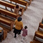 Britânicos que deixam o cristianismo migram principalmente para paganismo e espiritualidade, revela pesquisa 5 ocrente 1765325087