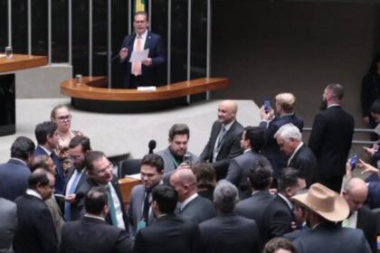 Câmara aprova PL da dosimetria com 291 votos favoráveis; confira a posição de cada deputado 18 ocrente 1765356818