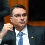 Flávio Bolsonaro confirma Jair Bolsonaro e Nikolas Ferreira em eventual ministério se vencer em 2026 5 ocrente 1765379058